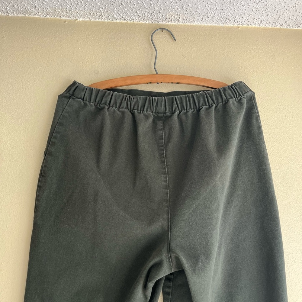 Pants - Picture 4 of 9